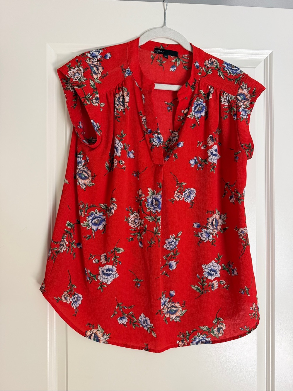 Gibson Red Floral Cap-Sleeve Blouse